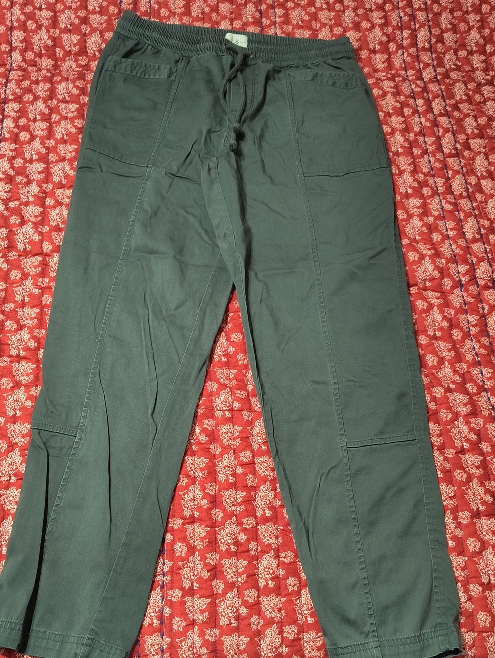 Lou & Grey Olive Green Drawstring Cargo Pants